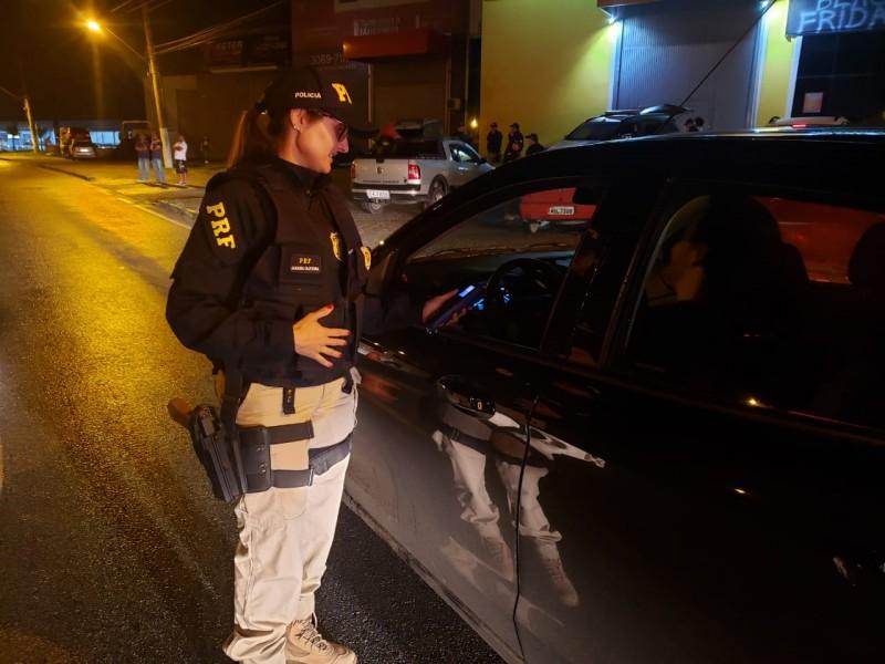 Operação Proclamação da República registra filas e flagra 93 motoristas embriagados