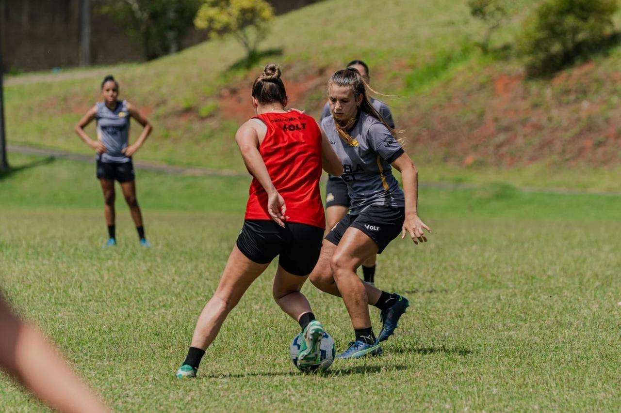 Seletiva das Meninas Carvoeiras acontece neste fim de semana; saiba o que fazer para participar