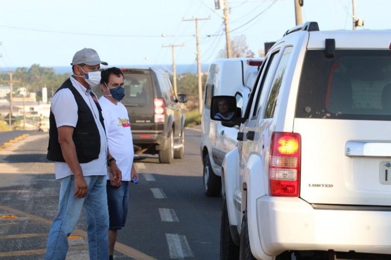 Fiscais na entrada do Rincão orientam 139 motoristas a retornarem a suas residências 
