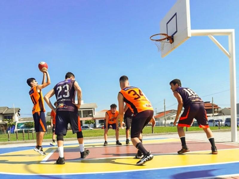 Criciúma Shopping recebe Desafio 3X3 de Basquete