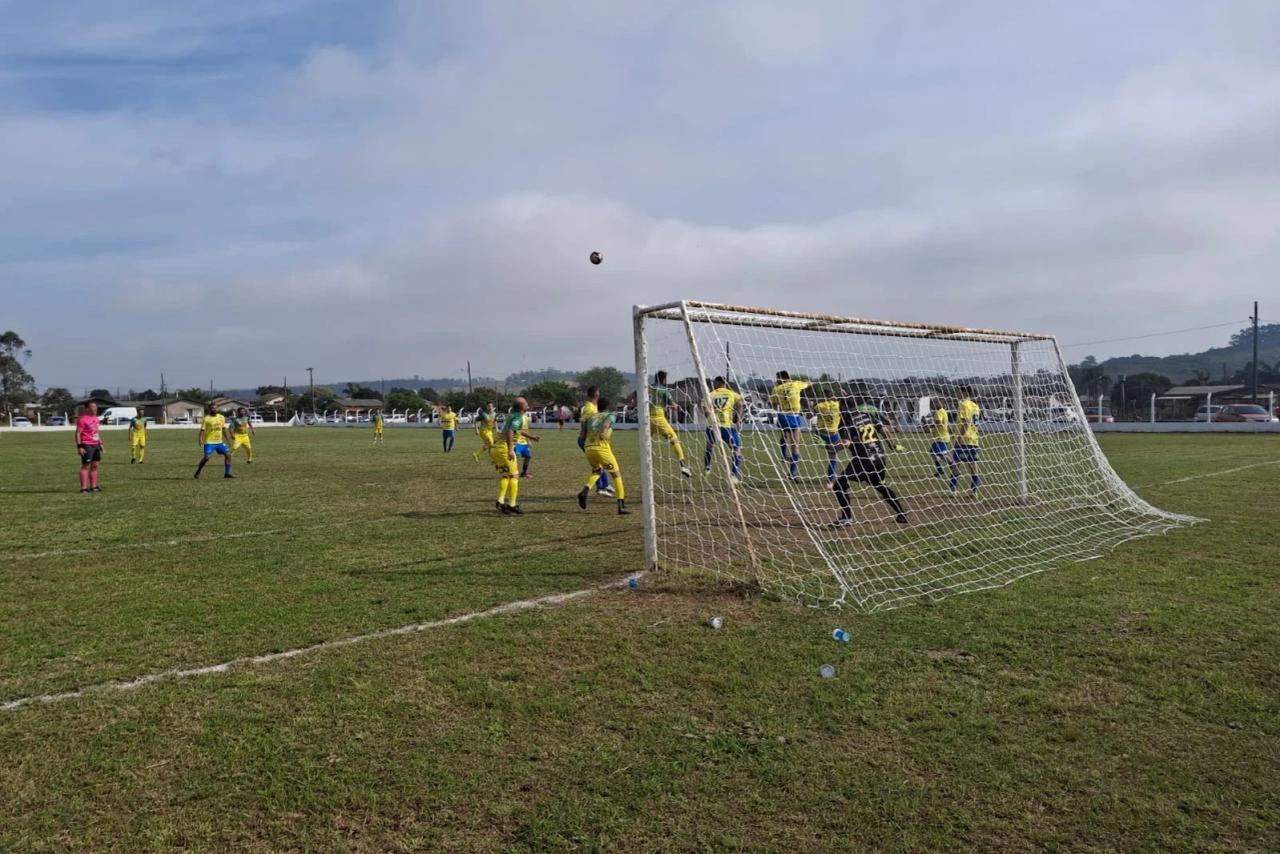 Campeonato municipal de futebol do Balneário Rincão tem início neste sábado