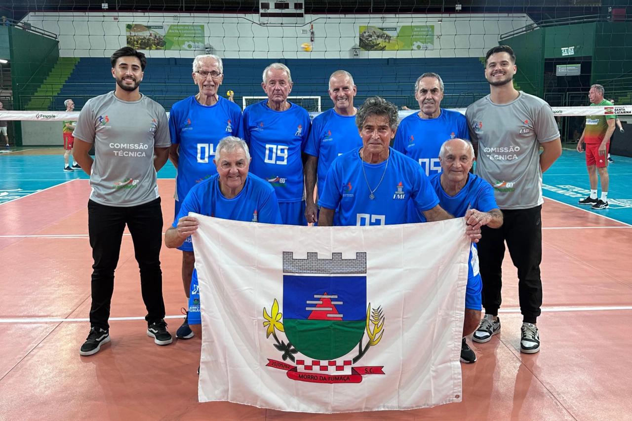 Jasti: Morro da Fumaça marca presença com equipe de vôlei 60+
