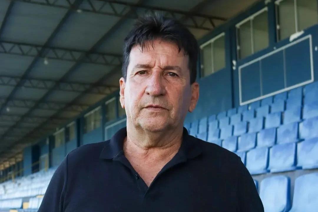 Horas após divulgar desligamento de atacante, Atlético Tubarão anuncia saída de diretor de futebol