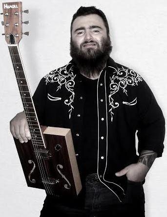 Praça Nereu Ramos terá o blues de Ari Frello nessa quinta-feira