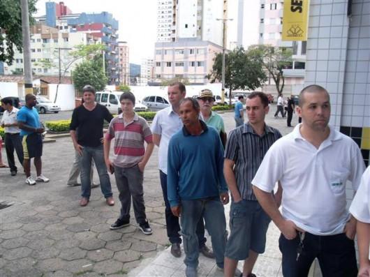 Tricolores correm contra o tempo para garantir os últimos ingressos