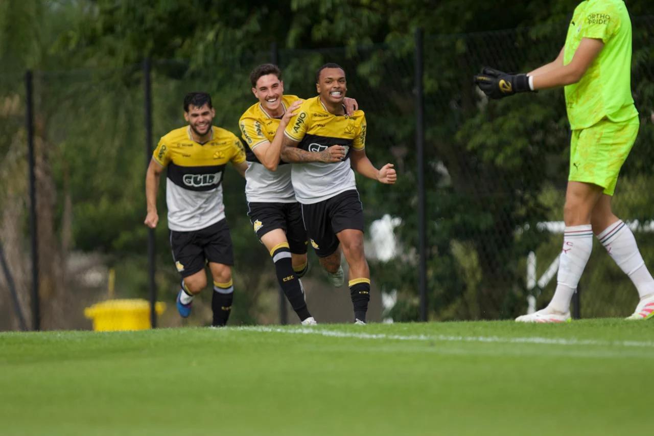 Criciúma bate o Fluminense e volta a vencer no Brasileirão Sub-20; veja as fotos