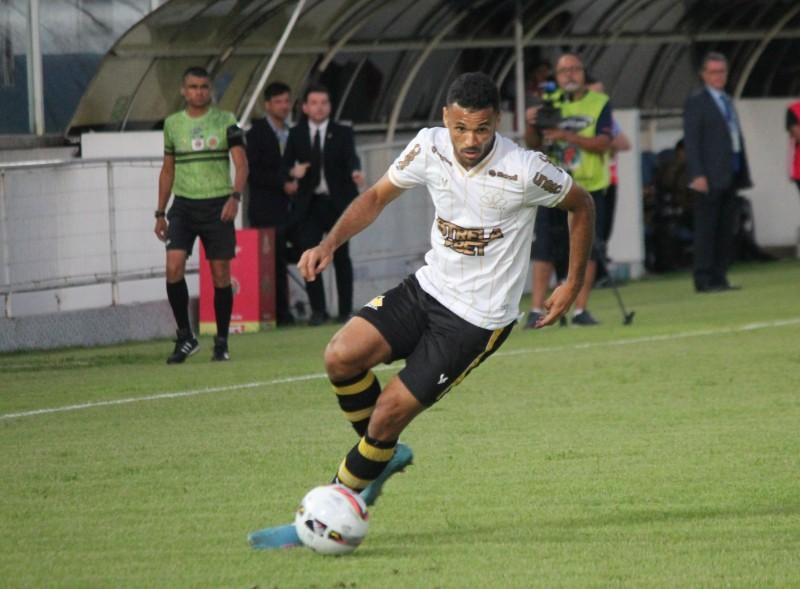Tigre marca aos 15 segundos do 1º tempo, mas cede empate e mantém tabu contra o Brusque no Estadual
