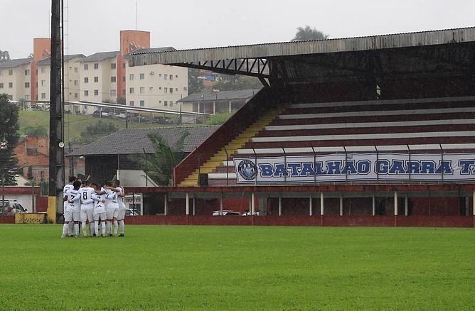 Técnico Chico Balbino destaca campanha do Atlético Tubarão na Copa Santa Catarina 