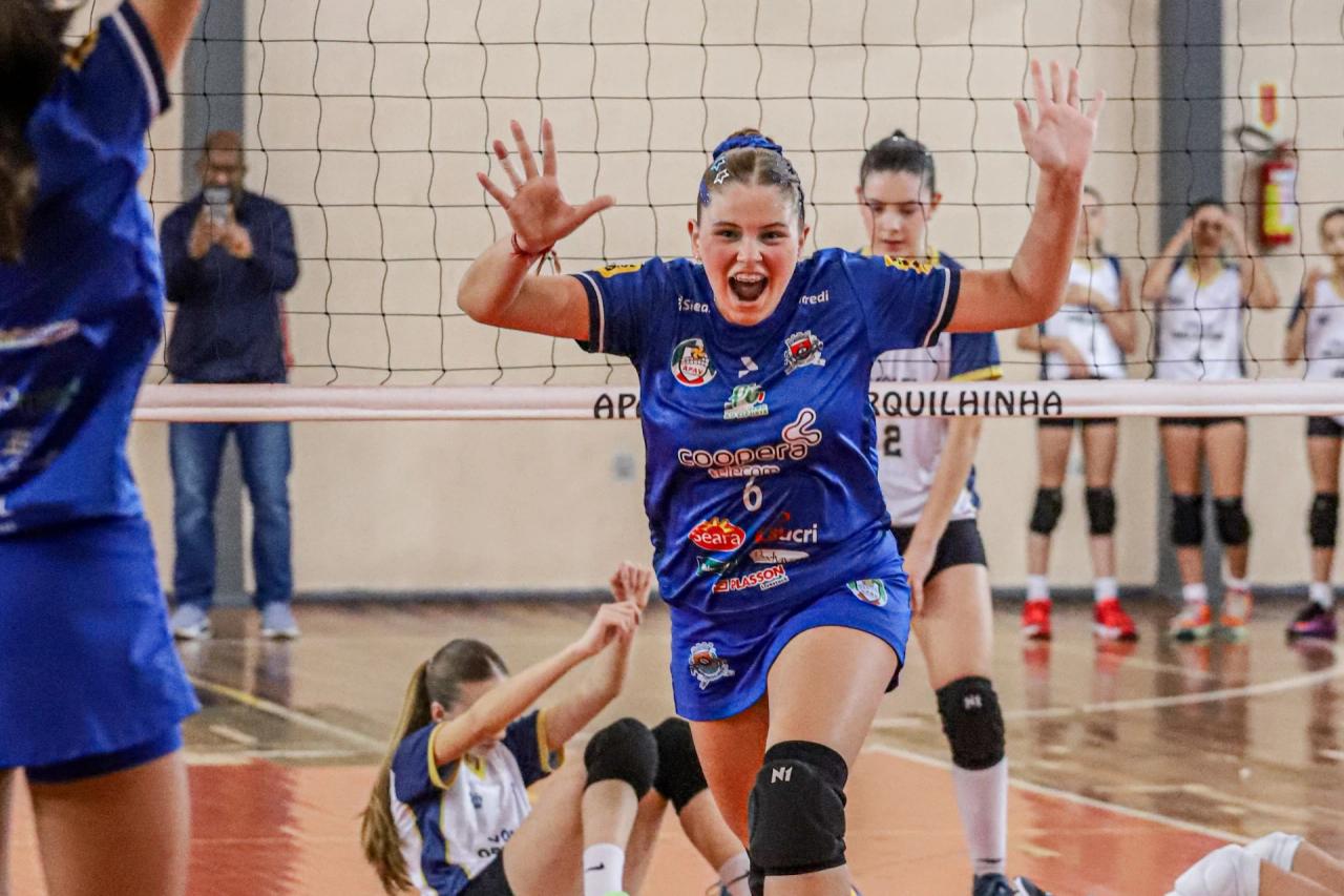 Vôlei de Forquilhinha conquista terceiro lugar na Série Ouro da Liga de SC