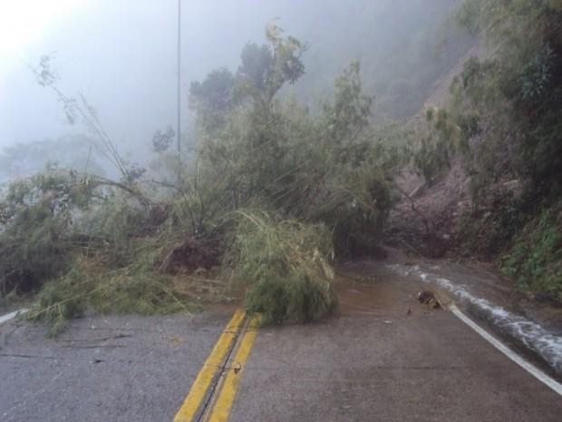 Trecho interditado na Serra do Rio do Rastro é liberado