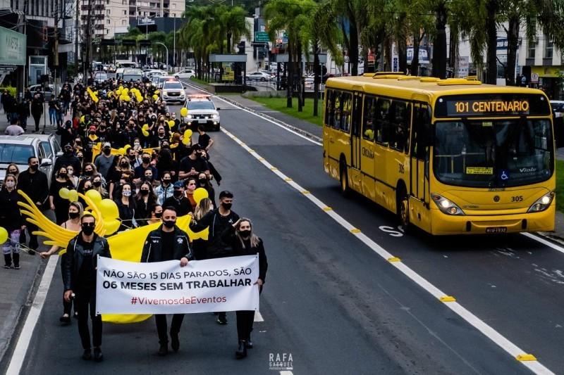 Manifestantes convocam novo protesto pela reabertura do setor de eventos