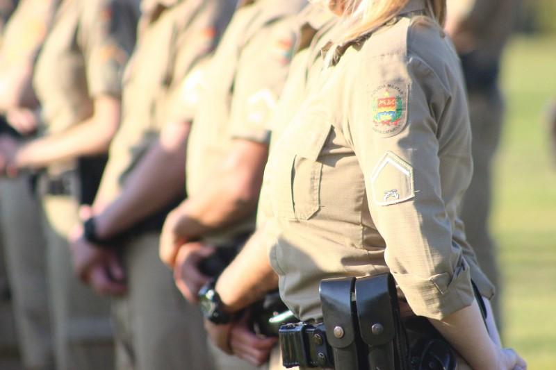 STF suspende concursos da PMSC que limitam vagas para mulheres; PGE/SC tenta reverter decisão