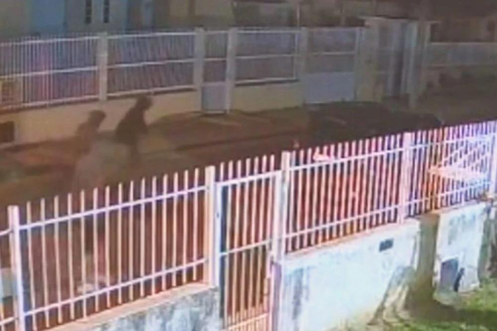 Criciúma: dupla que fez vítimas reféns em assalto de veículo é indiciada; um deles foi preso