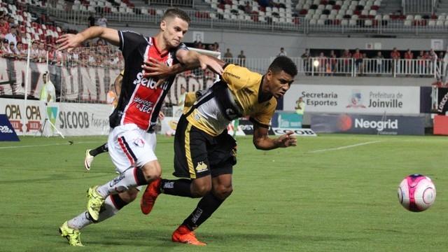 Com gol de Zé Carlos, Criciúma vence o Clássico 188 contra o Joinville
