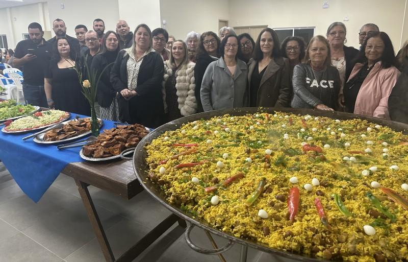 Clube de Mães  & Pais do Bairro  Aurora Promove Jantar Dançante