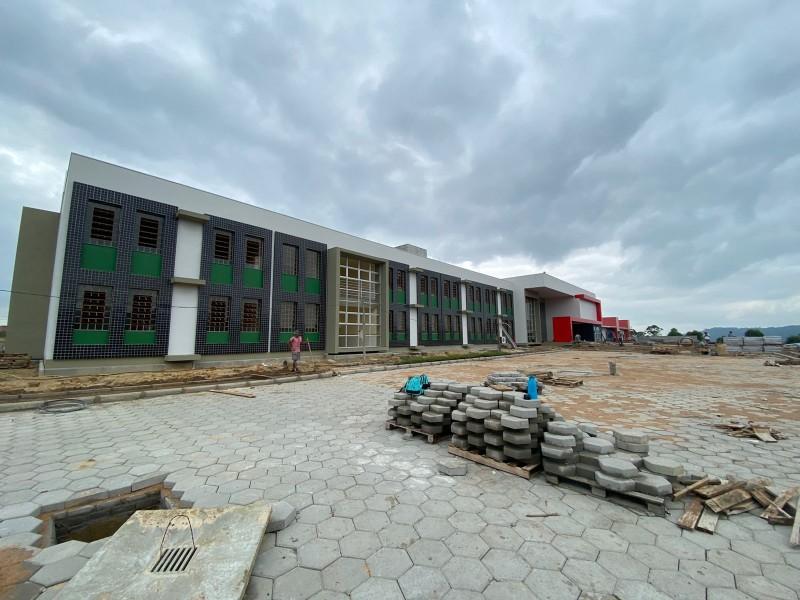Escola Filho do Mineiro será entregue no dia 6 de janeiro