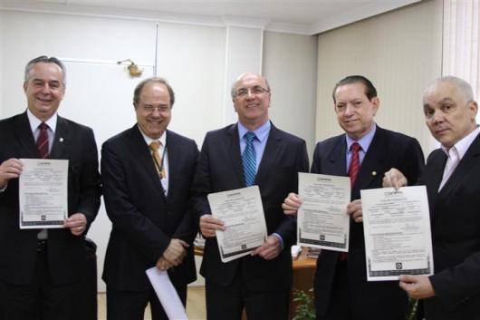 Após reunião em Brasília, Coopemi garantirá fornecimento de argila aos seus cooperados