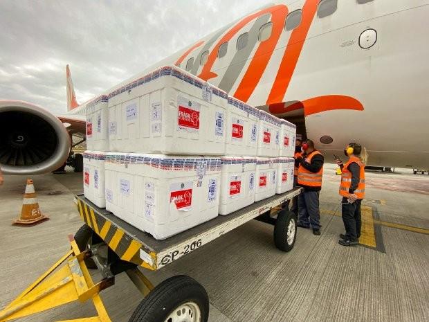 Estado recebe 394 mil doses de vacina contra a Covid-19 entre terça e quarta-feira
