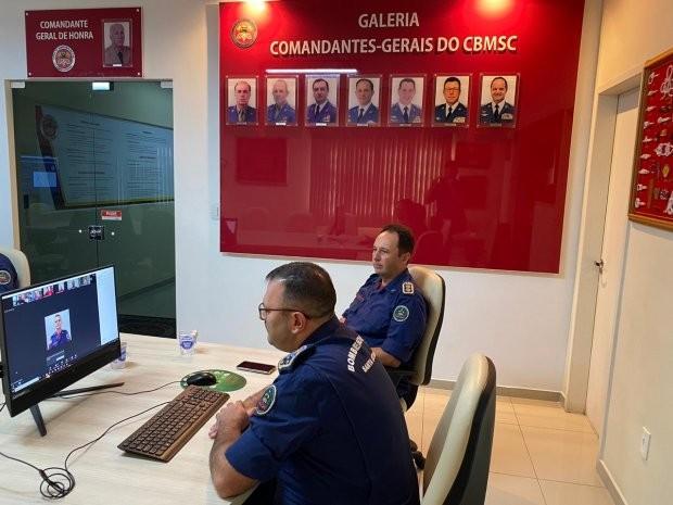 Curso para novos soldados do Corpo de Bombeiros Militar tem aula inaugural online pela primeira vez