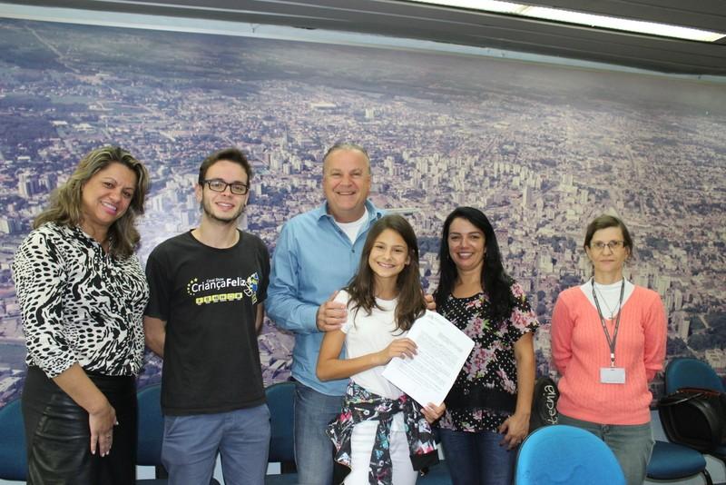 Governo renova convênio com Coral Show Criança Feliz