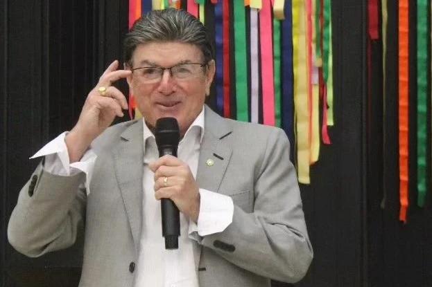 Empresário e escritor, Plácido Pizzetti morre aos 76 anos