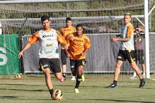 Treino recreativo encerra preparação do Tigre para encarar a Portuguesa