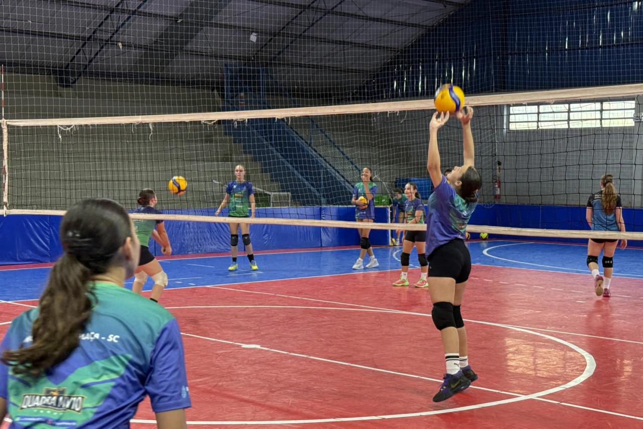 Equipe sub-16 FME/Voa Vôlei Morro da Fumaça estreia em casa na Liga Voleibol de Santa Catarina