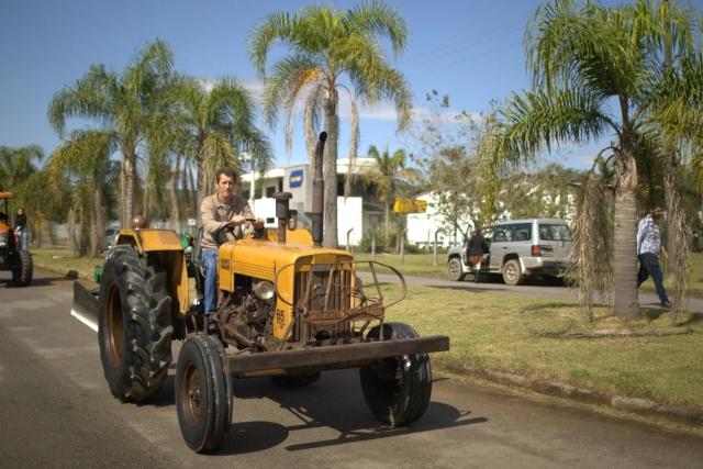 Desfile de caminhões e mais de 50 tratores marcará o domingo da CocalFest