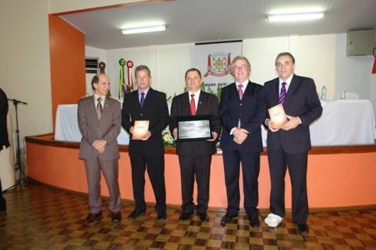 Contabilistas da região de Criciúma são homenageados pelos vereadores 