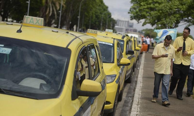 Santa Catarina tem 800 motoristas contemplados com o segundo lote do Benefício Taxista