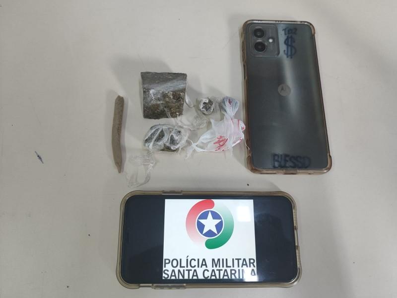 Adolescente é apreendido por tráfico de drogas no Terminal Central em Criciúma