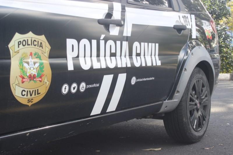 Homem investigado por crimes de extorsão e roubo é preso pela Polícia Civil 