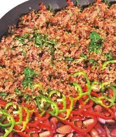 Paçoca de Pinhão com Paleta Suína
