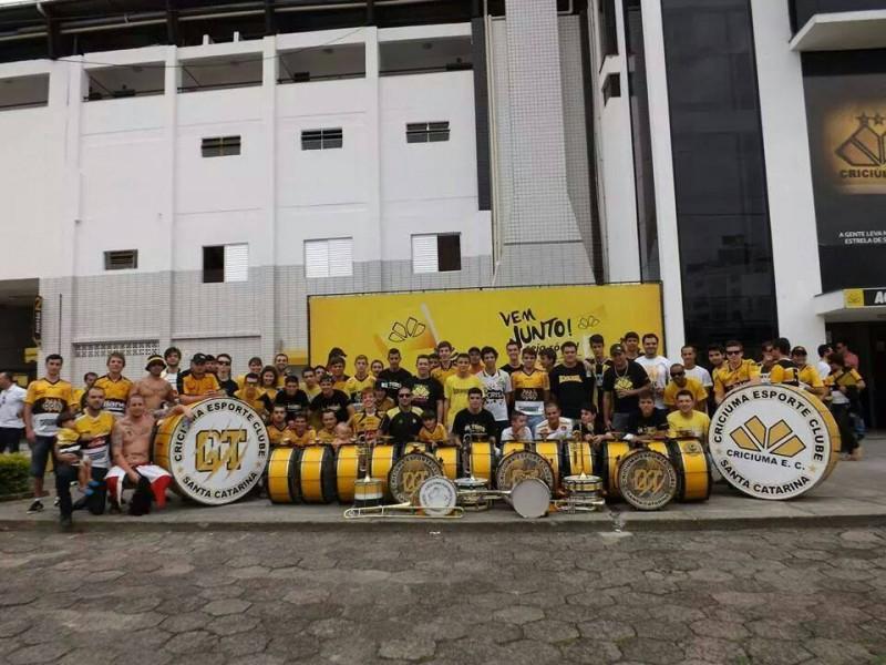 Torcida Os Tigres realiza Campeonato de Futebol em comemoração aos 9 anos de fundação