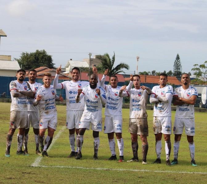Próximo adversário do Tigre no Estadual, Carlos Renaux não perde há três jogos 