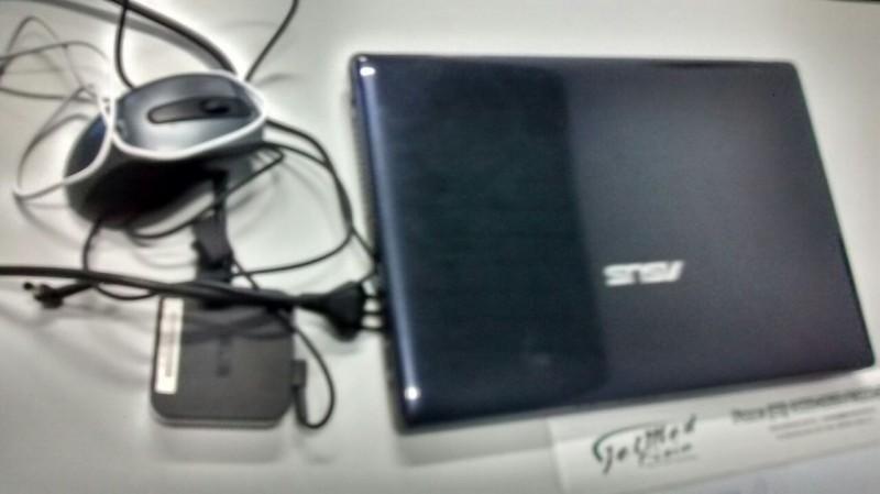 Homem é preso após furtar notebook 