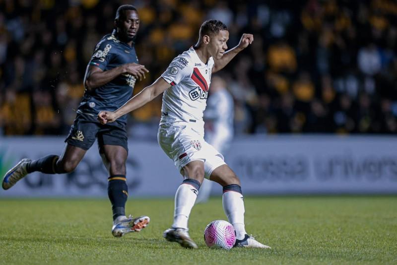 Técnico do Goianiense coloca derrota na conta do baixo aproveitamento nas finalizações: ‘faltou refino'