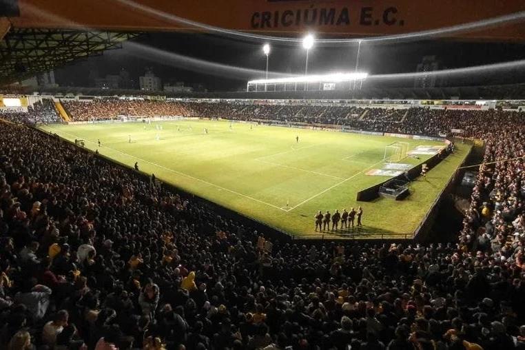 Venda de ingressos para Criciúma e São Paulo inicia nesta terça; jogo acontece no sábado