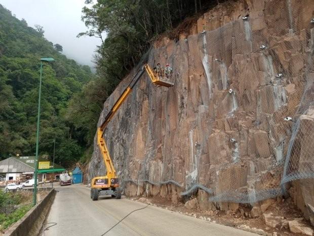 Serviços de recuperação dos pontos críticos na Serra do Rio do Rastro serão finalizados neste mês 