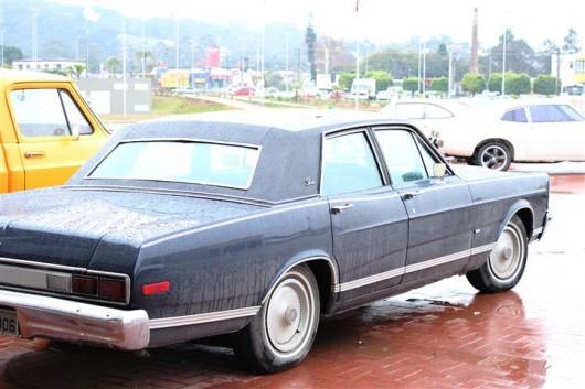 Mau tempo não desanimou aficionados por carros antigos 