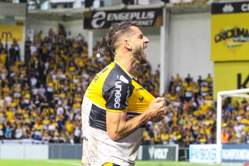 Criciúma emplaca quatro jogadores na seleção da rodada da Série B; veja escalação 