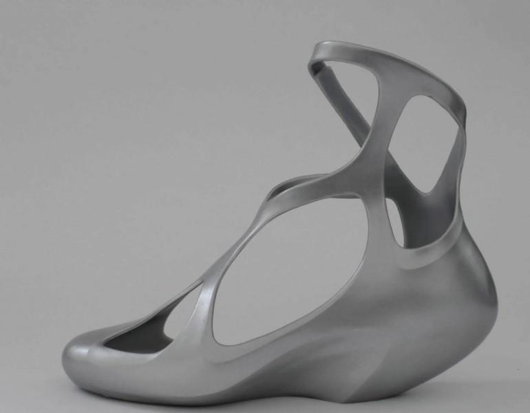 A produção de Zaha Hadid em exposição na China: de edifícios aos calçados brasileiros