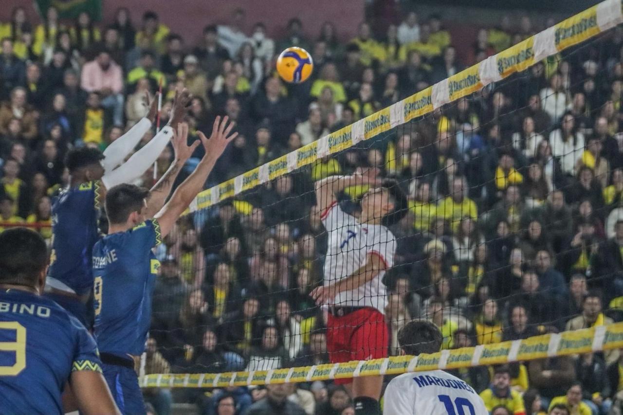Veja fotos da vitória da Seleção Brasileira de Vôlei contra o Chile