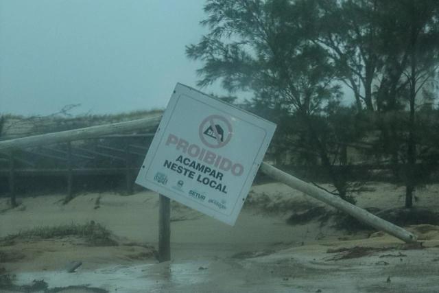 Vídeo: coordenador da Defesa Civil detalha estragos causados por possível tsunami meteorológico