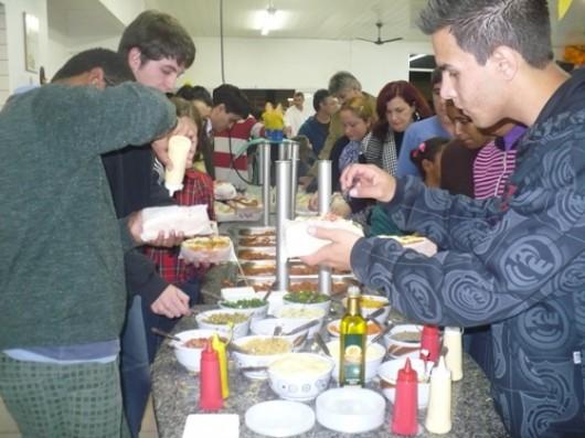 Deu fome? Tem cachorro-quente no Bairro da Juventude