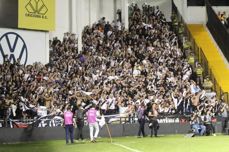 Criciúma inicia nesta quinta-feira venda de ingressos para a torcida do Vasco 