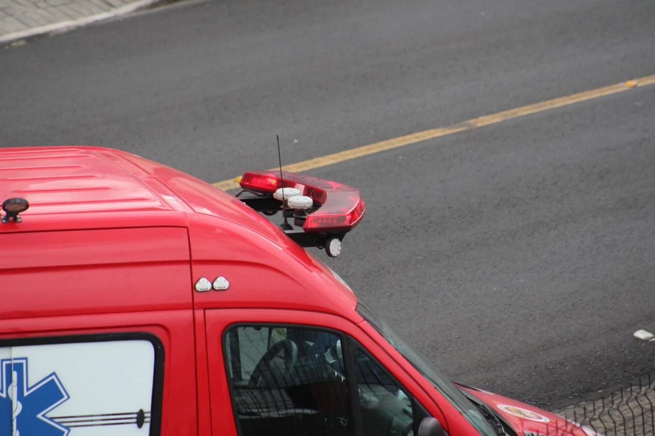 Motorista embriagado atropela duas pessoas, tenta fugir e acaba detido e agredido por populares na SC-447