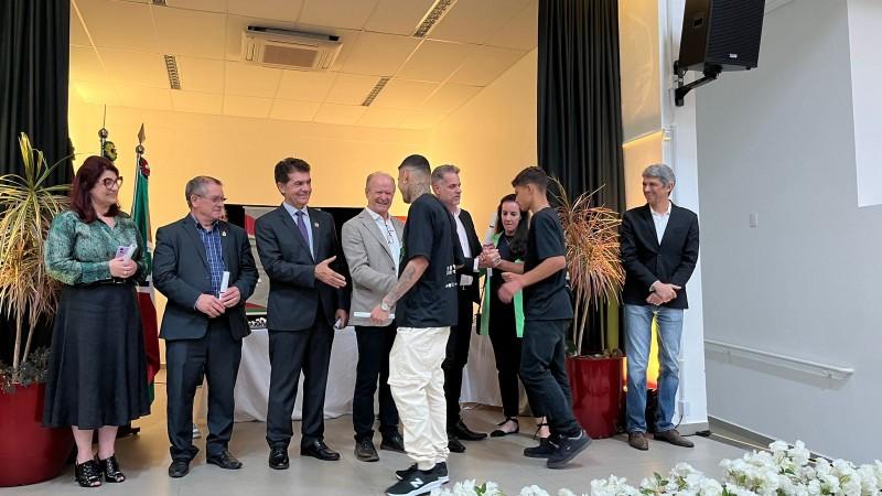 Secretaria Municipal de Educação promove semana de formaturas no último semestre de 2023 