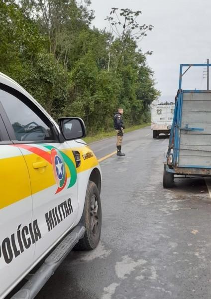 Ex-vereador de Meleiro morre atropelado por caminhão na SC-108 