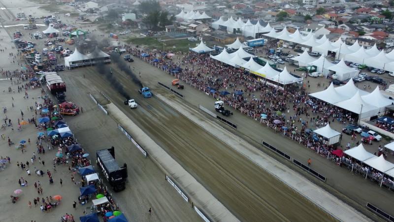 Balneário Arroio do Silva abre edital de credenciamento para artesanato na Arrancada de Caminhões